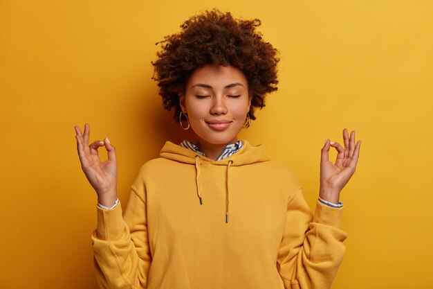 Jak praktyka wdzięczności może odmienić Twoje codzienne życie?