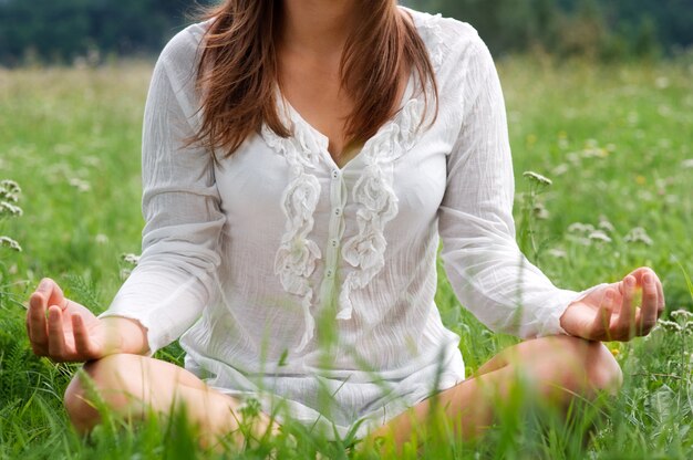 Uważność jako sposób na odnalezienie wewnętrznej harmonii