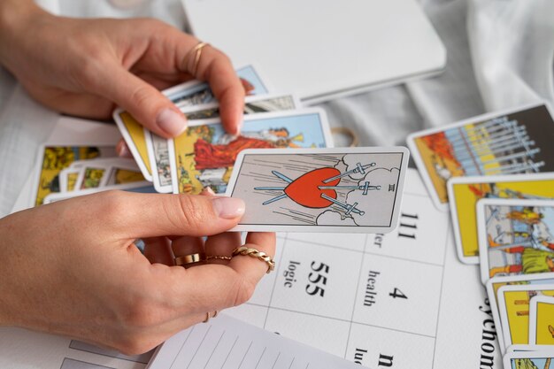 Dlaczego warto inwestować w limitowane edycje kart z Azji?